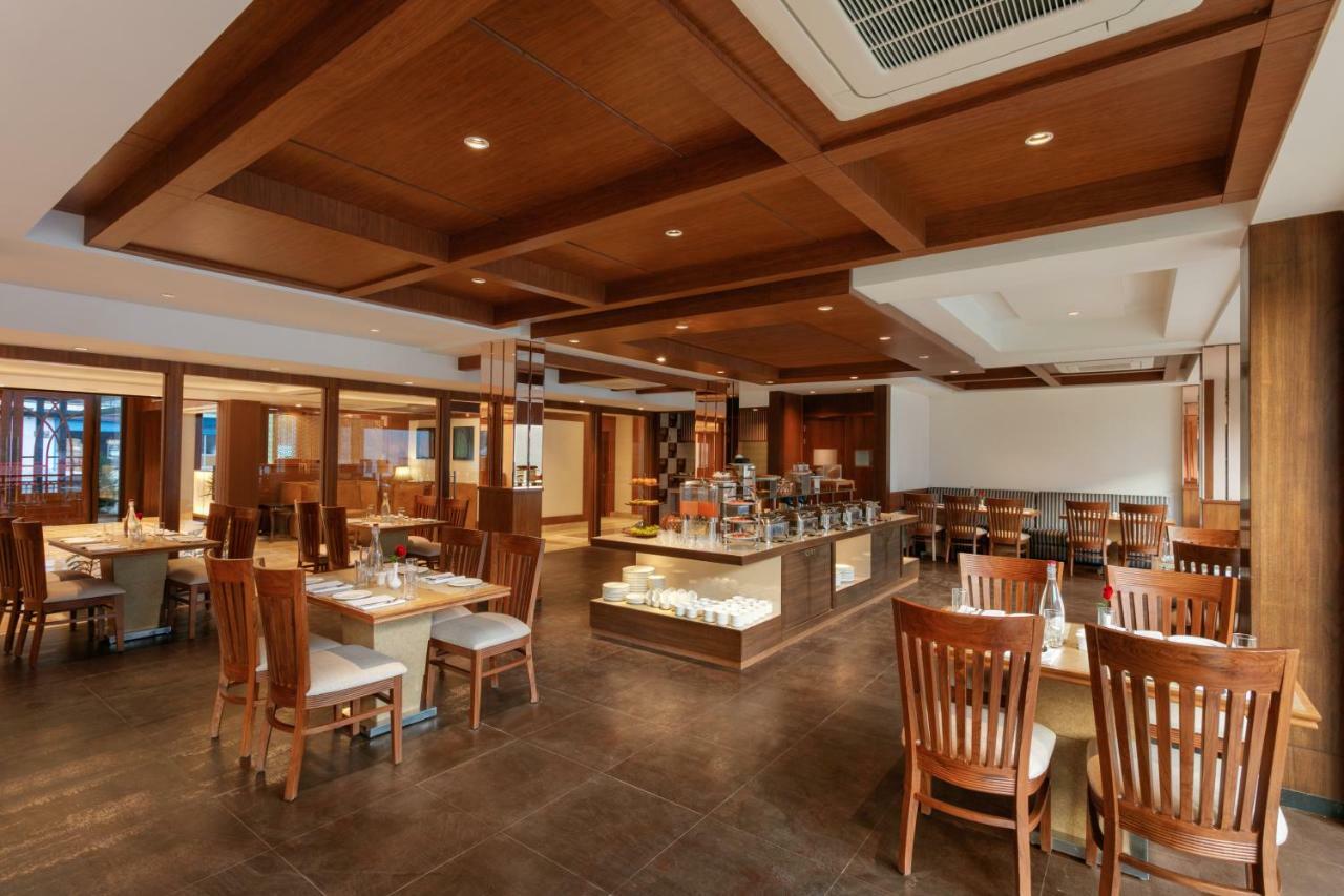 Alokik Resort- Pure Veg Manāli エクステリア 写真