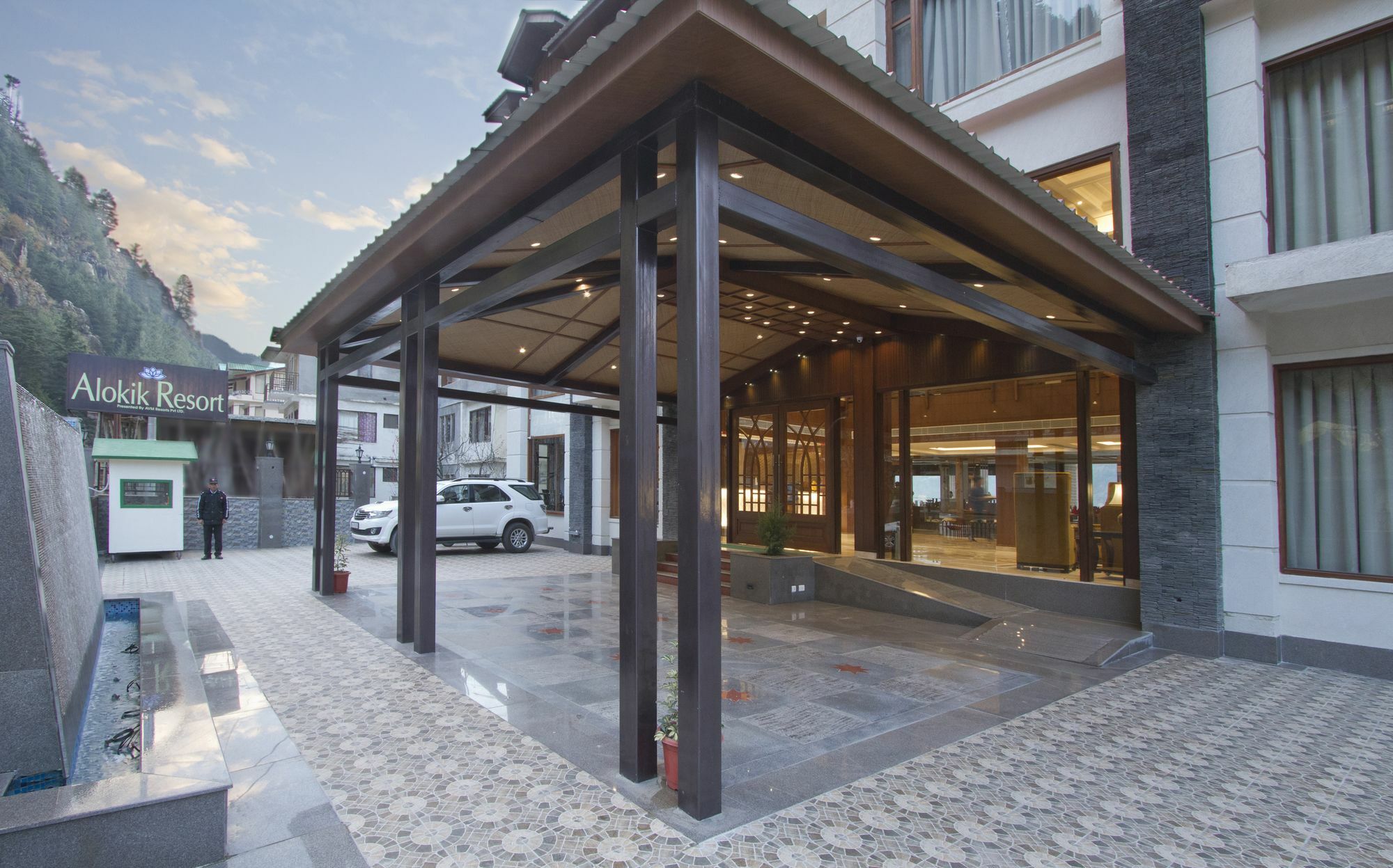 Alokik Resort- Pure Veg Manāli エクステリア 写真